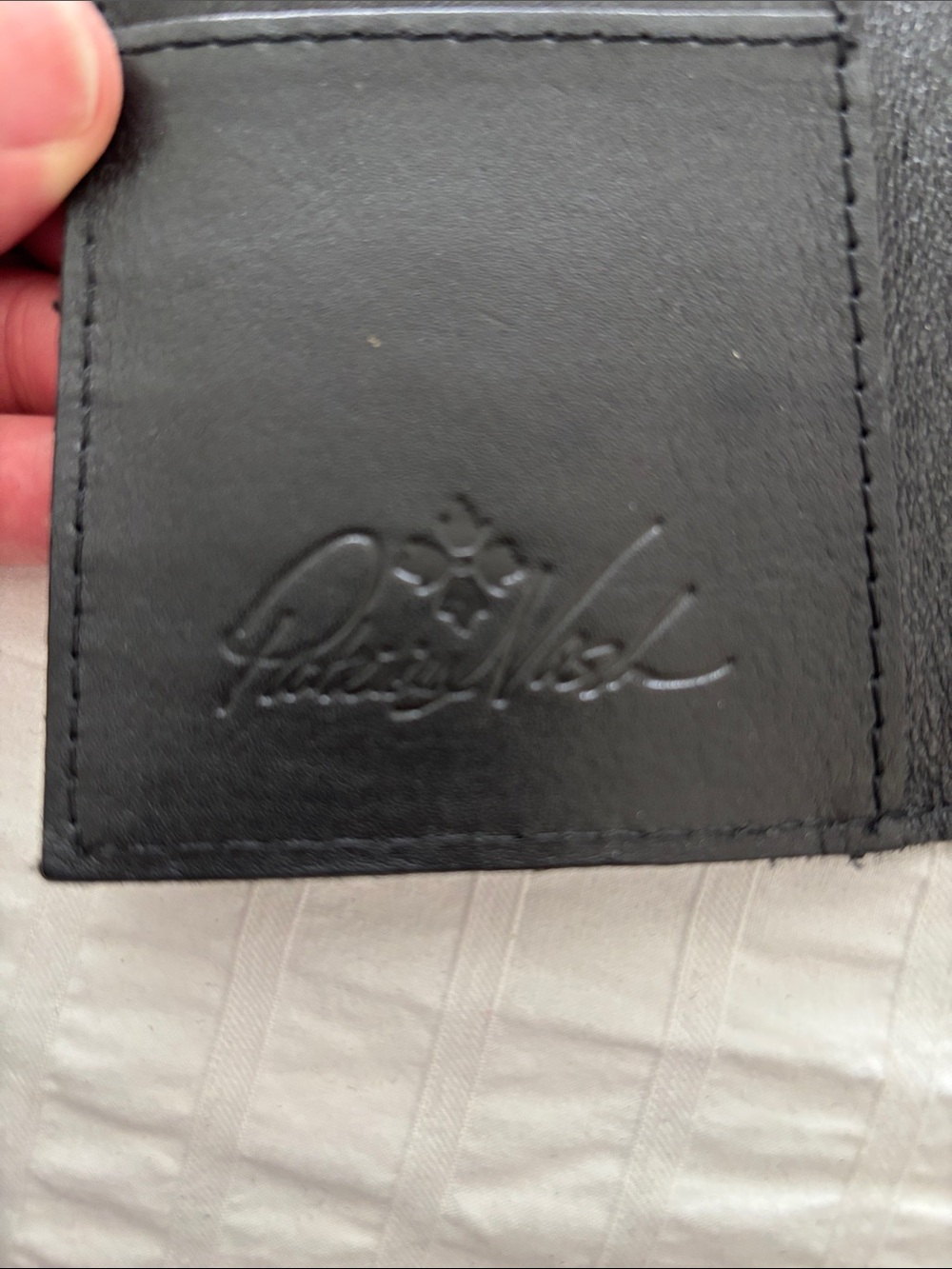 Women’s Black Leather Wallet - Classic Snap Closure - Picture 5 of 5